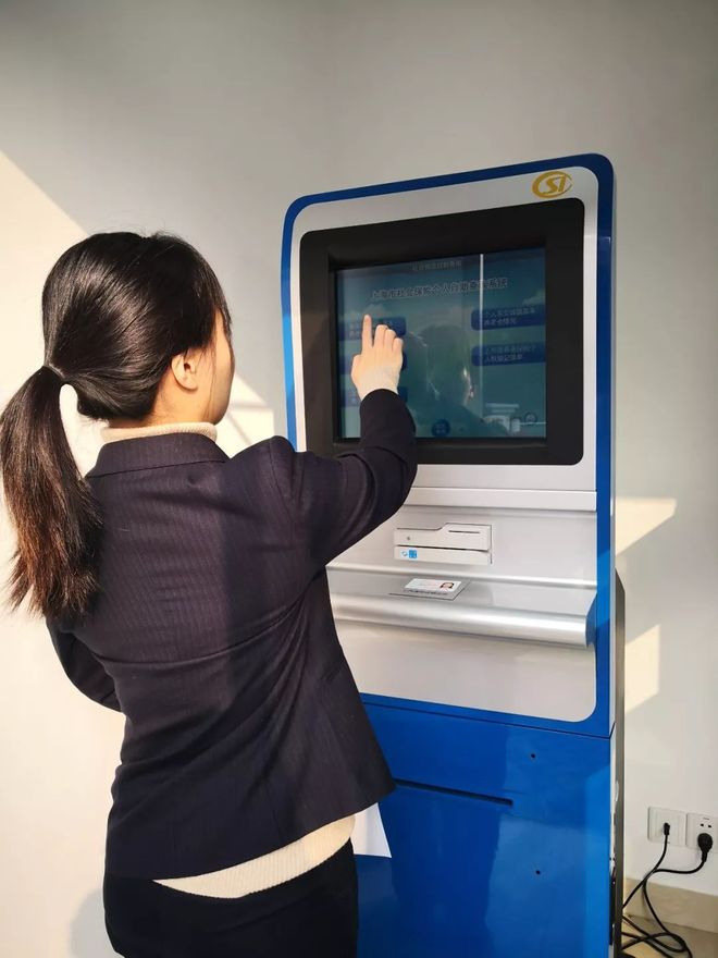 琼海24小时套医保卡回收(24小时套医保卡回收什么意思)